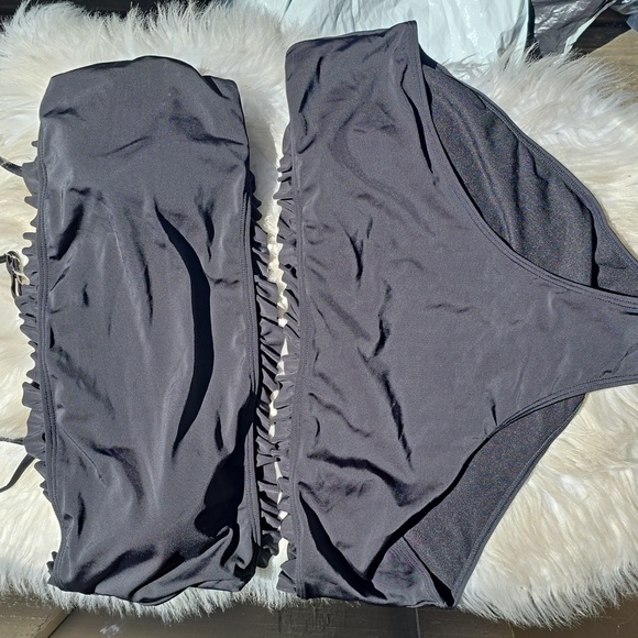 Shein Vacay ruffle Plus Size Black Bikini 4xl 24 NEW - Picture 6 of 12